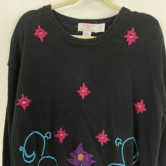 American Weekend Women’s Vintage 80s Black Knit Floral Embroidered Sweater Large - Picture 7 of 11